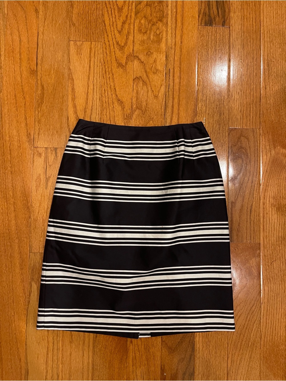 Talbots Navy Blue White Stripe Pencil Skirt Size 2 Petite